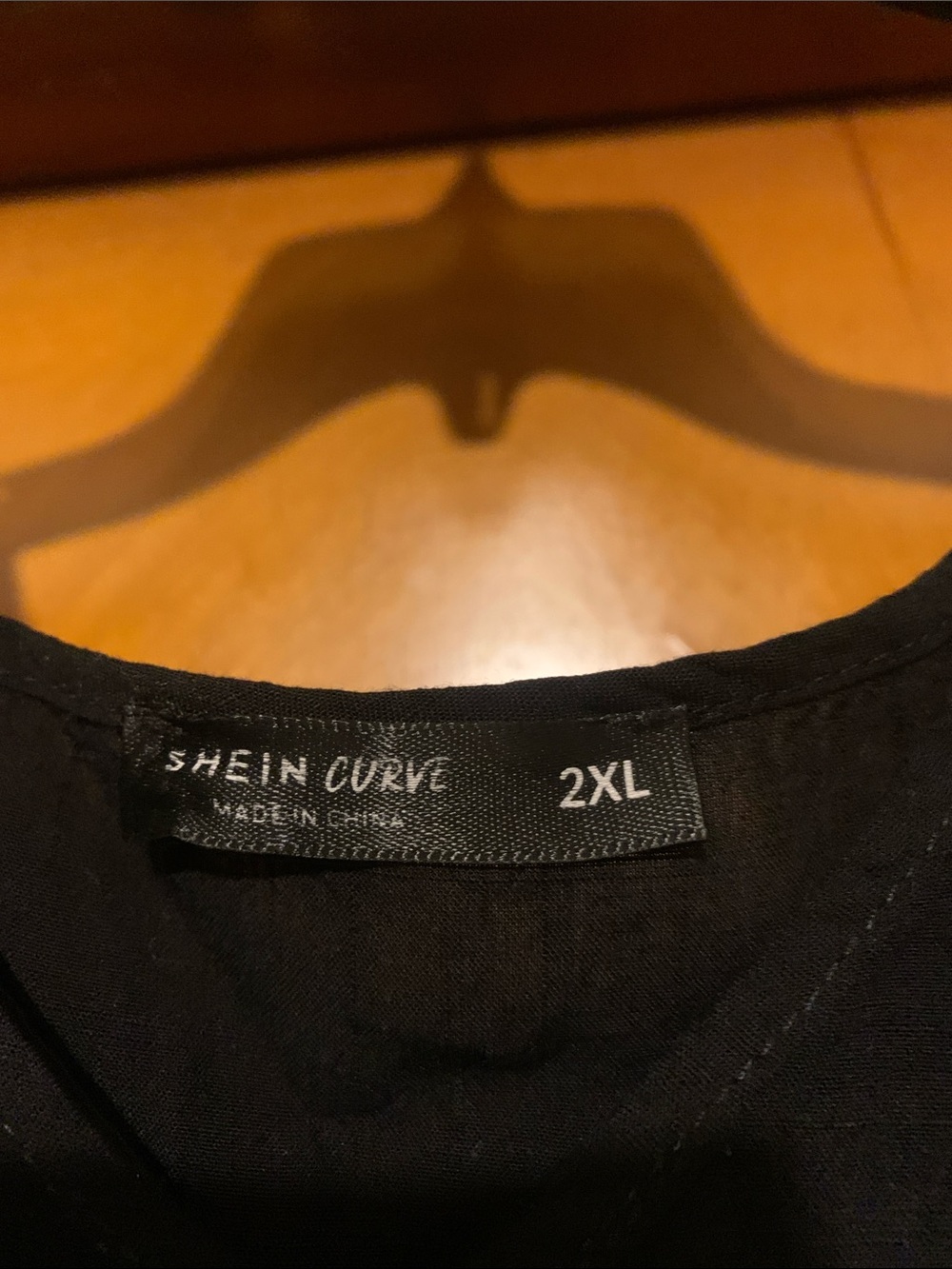 Shein Size 2XL Black Hi/Lo Lace Top - Picture 2 of 6